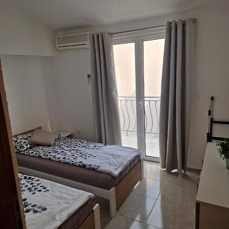 איגריין Sacher Apartament מראה חיצוני תמונה